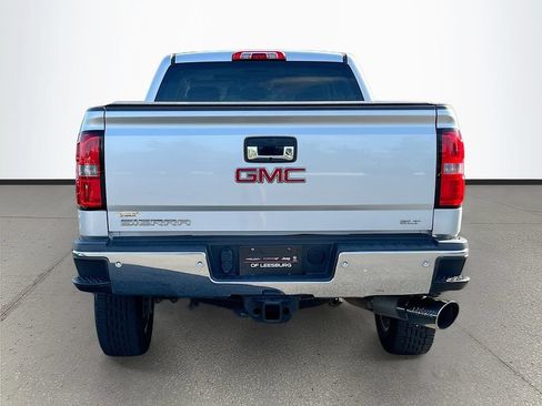 Used 2015 GMC Sierra 2500 SLT w/ Duramax Plus Package AWD/4WD image 6