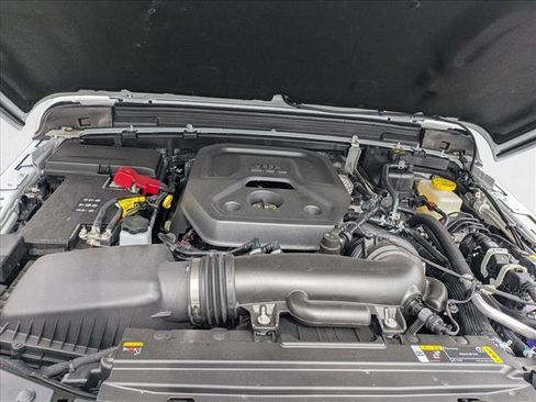 New 2025 Jeep Wrangler Rubicon w/ Technology Group image 17