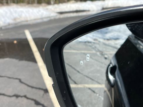 Used 2024 Nissan Pathfinder SL image 24