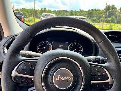 Used 2022 Jeep Renegade Limited w/ Sun, Sound & Wheels Group AWD/4WD image 28
