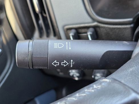 Used 2022 Chevrolet Colorado Z71 image 23