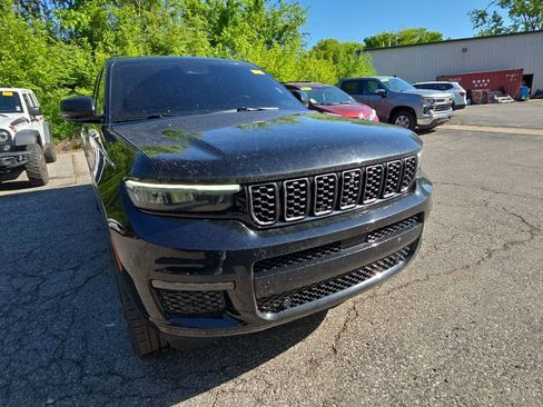 Used 2024 Jeep Grand Cherokee L Summit AWD/4WD image 11