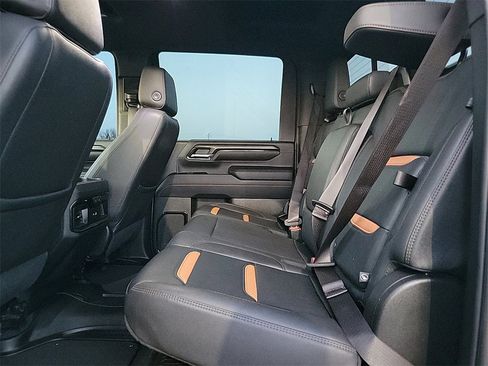 Used 2024 GMC Sierra 3500 AT4 w/ AT4 Premium Plus Package image 14