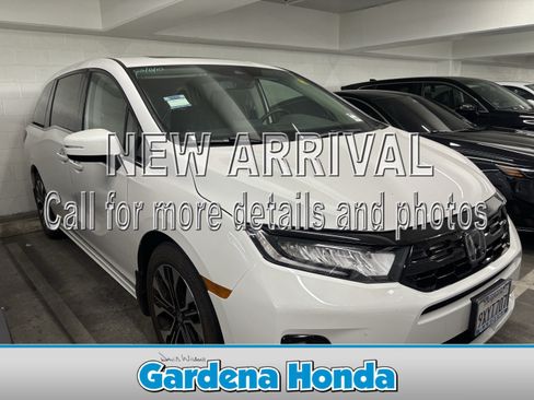 Certified 2026 Honda Odyssey Elite image 1