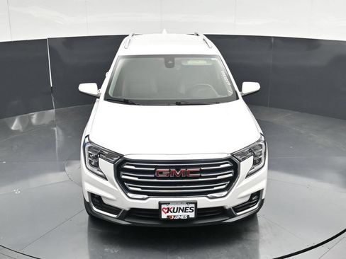 Used 2023 GMC Terrain SLT AWD/4WD image 38