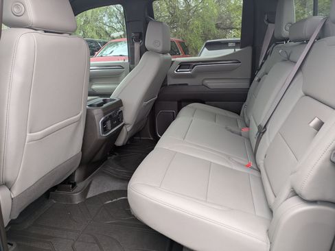 Used 2022 Chevrolet Silverado 1500 LTZ w/ LTZ Convenience Package II image 14