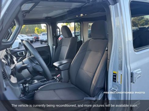 Used 2023 Jeep Wrangler Unlimited w/ 8.4" Radio Group AWD/4WD image 11