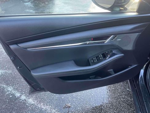 Used 2019 MAZDA MAZDA3 AWD Hatchback w/ Premium Pkg image 15