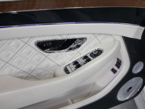 Used 2020 Bentley Continental GT V8 First Edition image 35