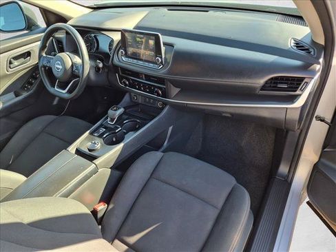 Used 2024 Nissan Rogue S AWD/4WD image 27