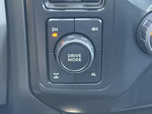 Used 2025 Ford F350 XLT w/ FX4 Off-Road Package AWD/4WD image 19