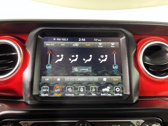 Used 2022 Jeep Wrangler Unlimited Rubicon w/ Cold Weather Group AWD/4WD image 29