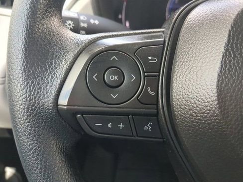 Used 2026 Toyota Corolla Cross L image 24