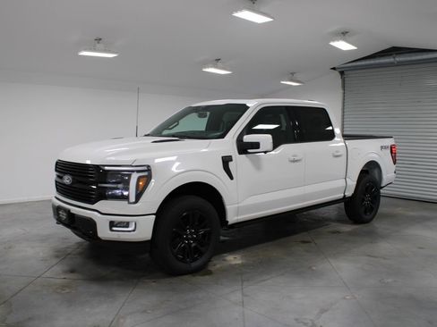 New 2026 Ford F150 Platinum AWD/4WD image 3