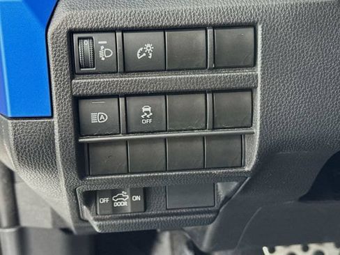 Certified 2024 Toyota Tacoma TRD Sport AWD/4WD image 11