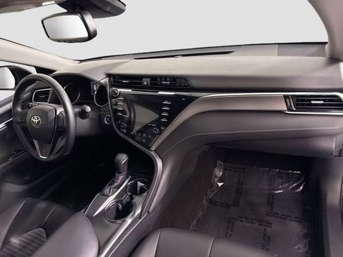 Certified 2018 Toyota Camry SE w/ Audio Package FWD image 30