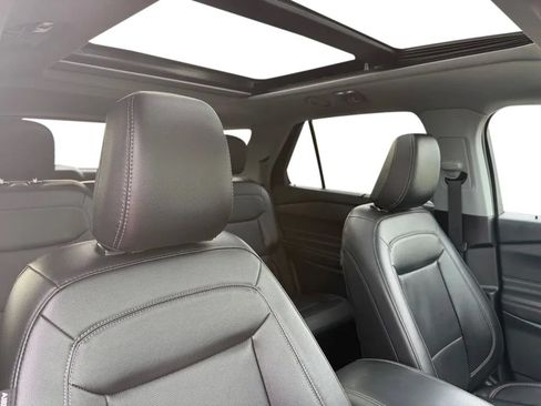 Used 2024 Ford Explorer Limited AWD/4WD image 27