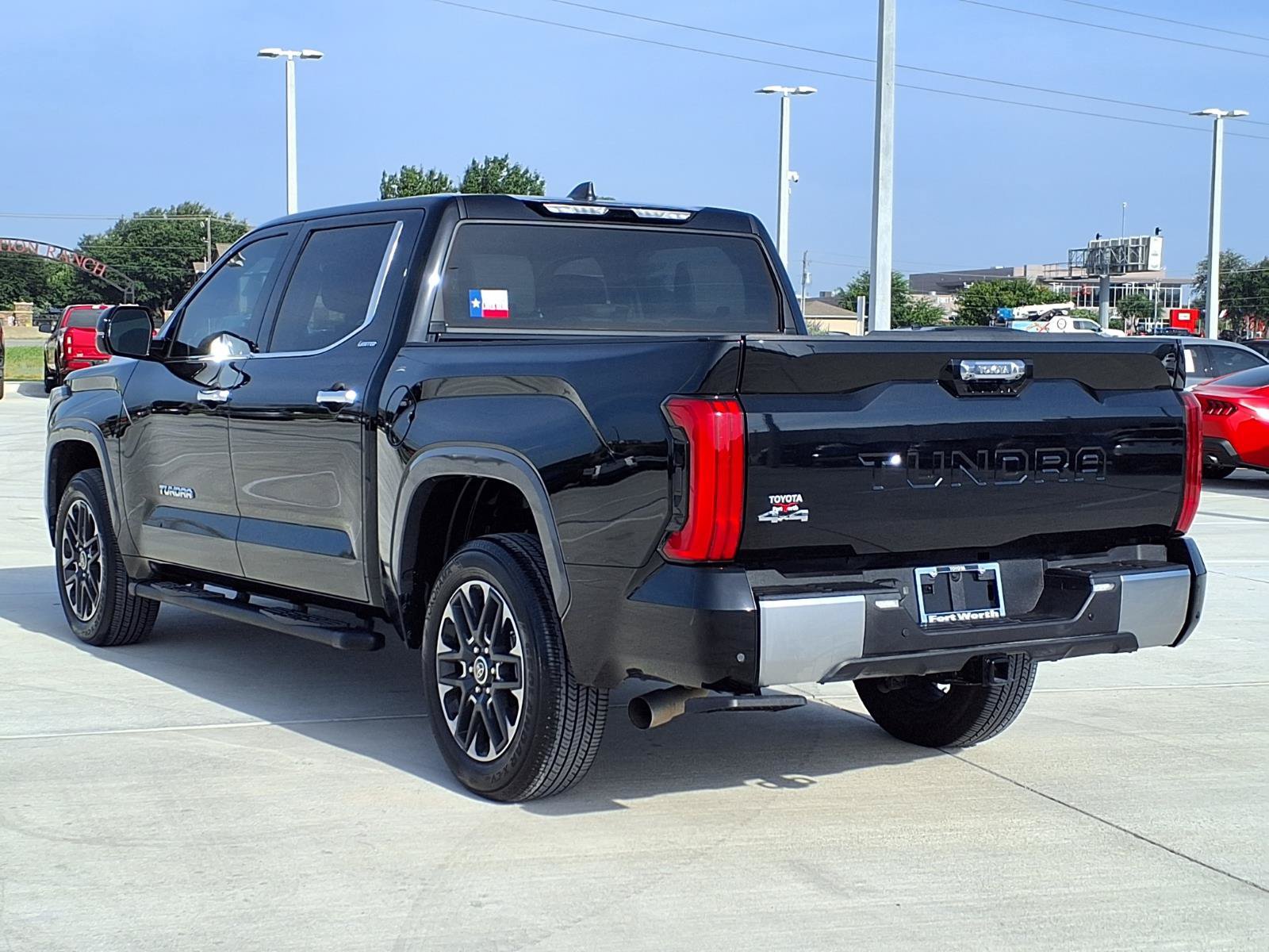 Used 2024 Toyota Tundra Limited w/ Power Package AWD/4WD image 7