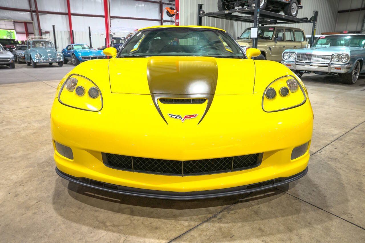 Used 2007 Chevrolet Corvette Z06 w/ Preferred Equipment Group RWD image 13