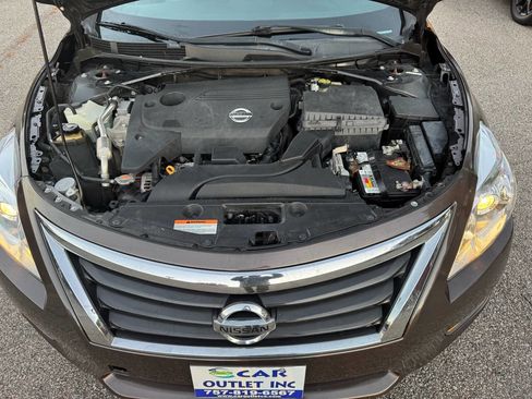 Used 2015 Nissan Altima 2.5 S w/ Power Driver Seat Package image 9