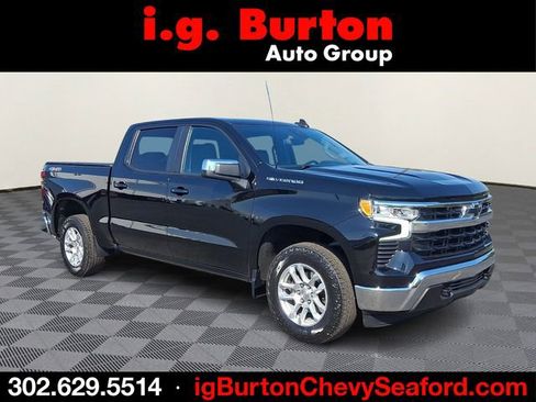 Used 2022 Chevrolet Silverado 1500 LT w/ Protection Package AWD/4WD image 1