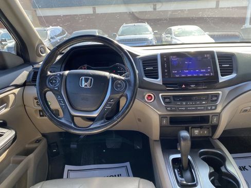 Used 2017 Honda Pilot EX-L image 10