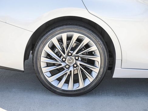 Used 2019 Lexus ES 350 w/ Accessory Package 2 FWD image 11