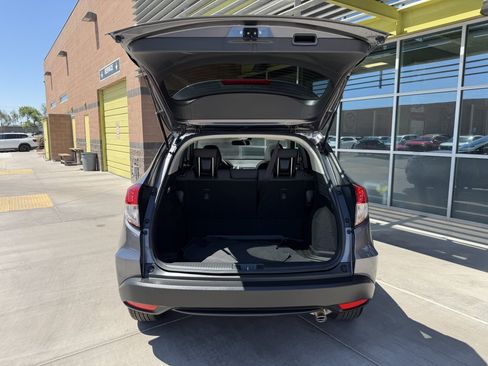 Used 2022 Honda HR-V EX image 33