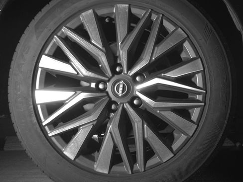 Used 2025 Nissan Altima 2.5 SV image 15