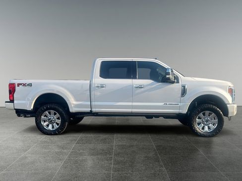 Used 2019 Ford F250 Platinum w/ Platinum Ultimate Package image 9