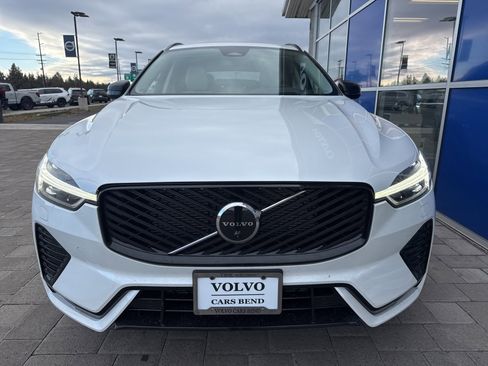 New 2026 Volvo XC60 B5 Ultra w/ Protection Package Premier image 2