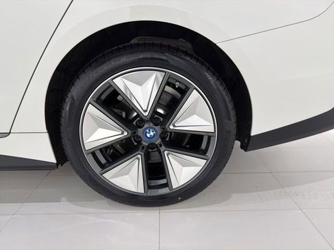 Certified 2023 BMW i4 eDrive35 w/ Premium Package RWD image 44