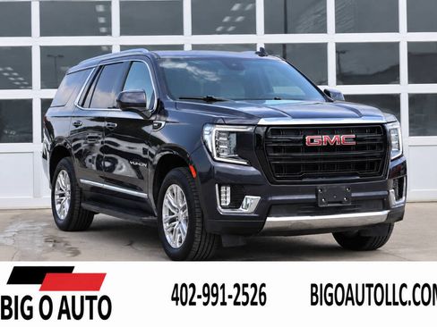 Used 2023 GMC Yukon SLT AWD/4WD image 1