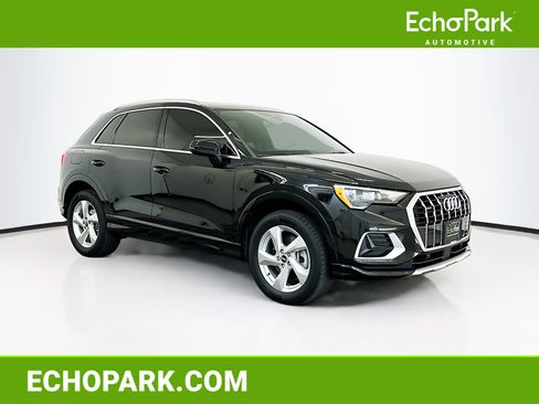 Used 2021 Audi Q3 2.0T Premium w/ Convenience Package image 1