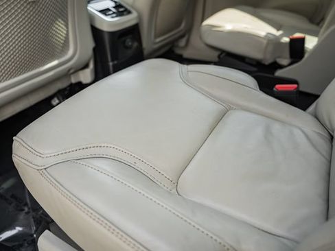 Certified 2023 Volvo XC90 T8 Ultimate w/ Lounge Package AWD/4WD image 31
