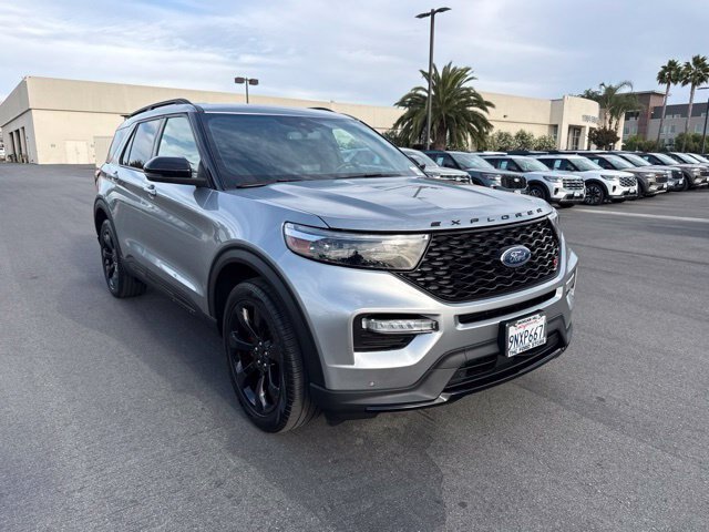 Certified 2024 Ford Explorer ST w/ Equipment Group 401A AWD/4WD image 4