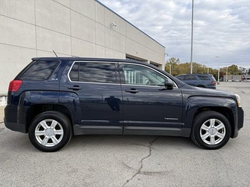Used 2015 GMC Terrain SLE image 2
