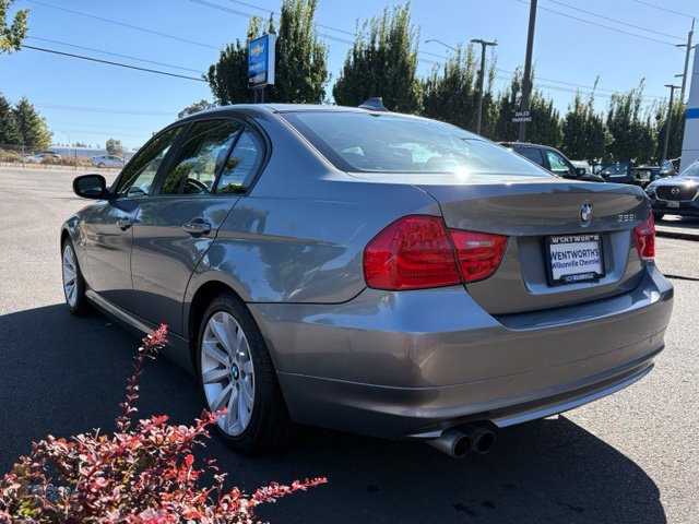 Used 2011 BMW 328i xDrive Sedan AWD/4WD image 5