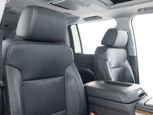 Used 2016 Chevrolet Suburban LTZ image 30