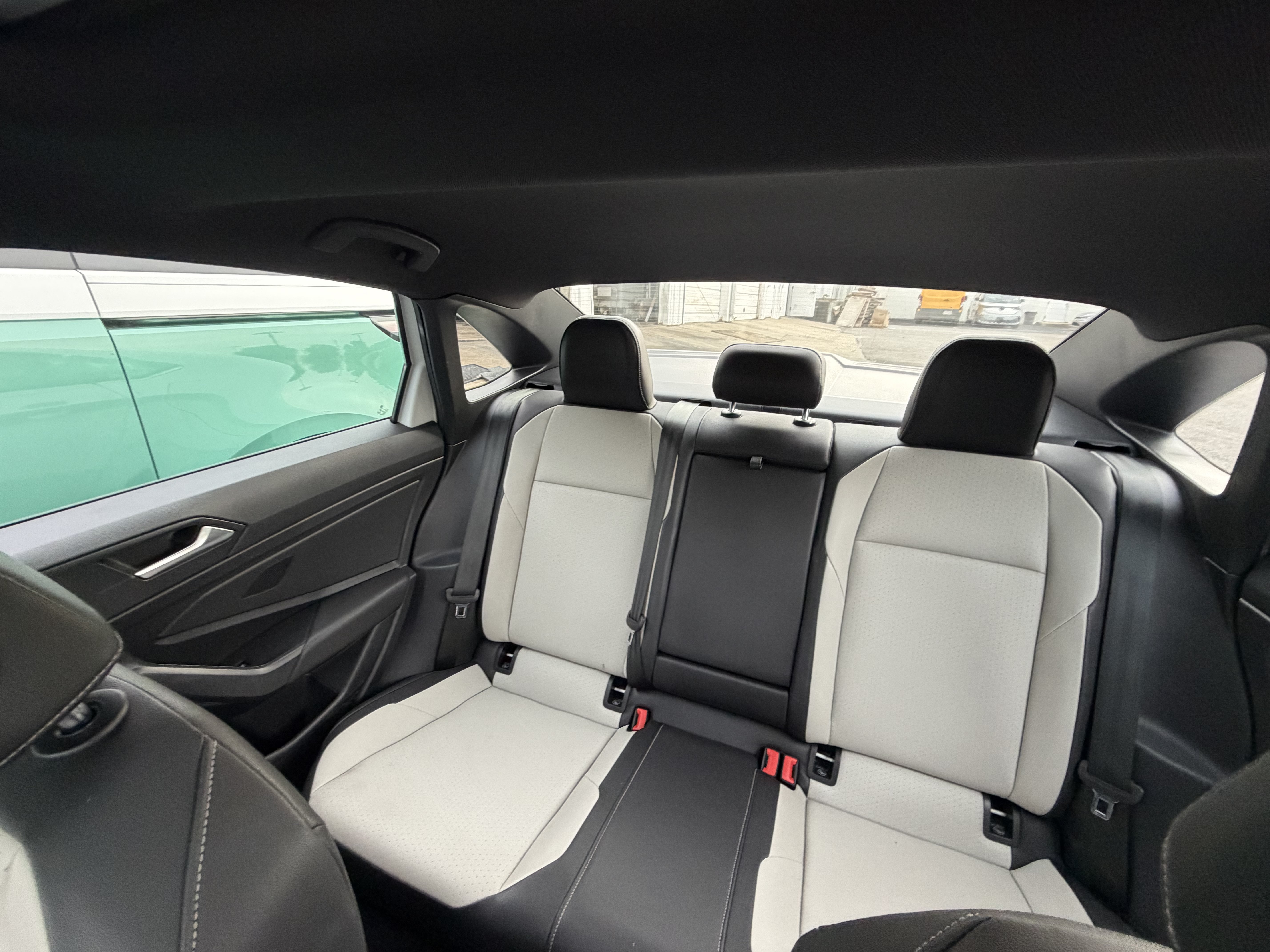 Used 2021 Volkswagen Jetta R-Line FWD image 9