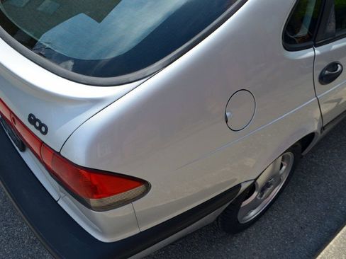 Used 1997 Saab 900 S FWD image 20