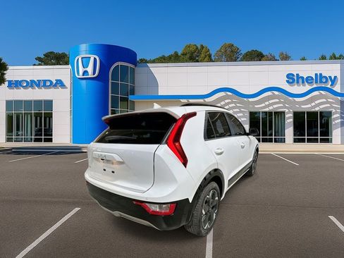 Used 2024 Kia Niro Wind image 8