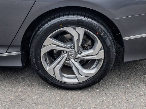Used 2019 Honda Accord EX image 13