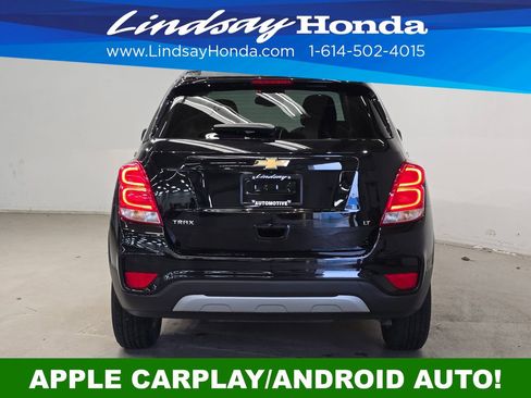 Used 2020 Chevrolet Trax LT w/ LT Convenience Package FWD image 6