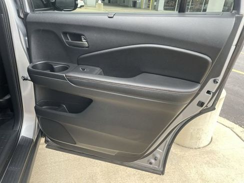 Used 2025 Honda Passport TrailSport image 38