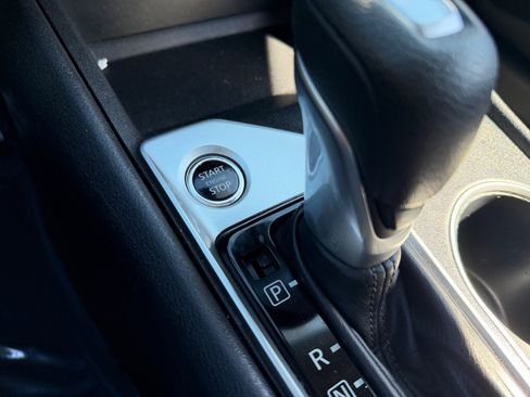 Used 2022 Nissan Altima 2.5 SV image 18