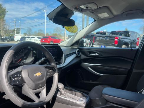 Certified 2024 Chevrolet Trax LS image 14