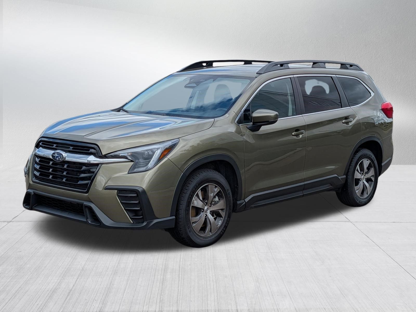 Certified 2025 Subaru Ascent Premium AWD/4WD image 3