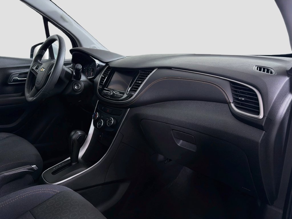 Used 2020 Chevrolet Trax LS w/ Tint and Cruise Package FWD image 27