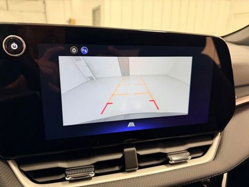 Used 2026 Chevrolet Equinox LT FWD image 14